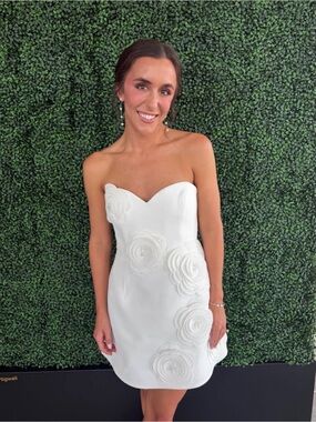 Helsi Gia Sweetheart Strapless 3D Floral Appliqué Mini Dress